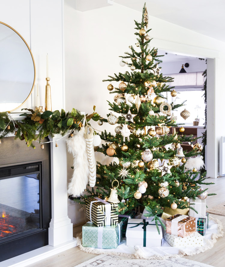 Para quem ainda não teve tempo - que lindo e estiloso decorar a árvore de Natal para o Ano Novo