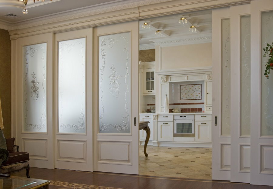 Sliding doors for a luxurious interior in a classic style