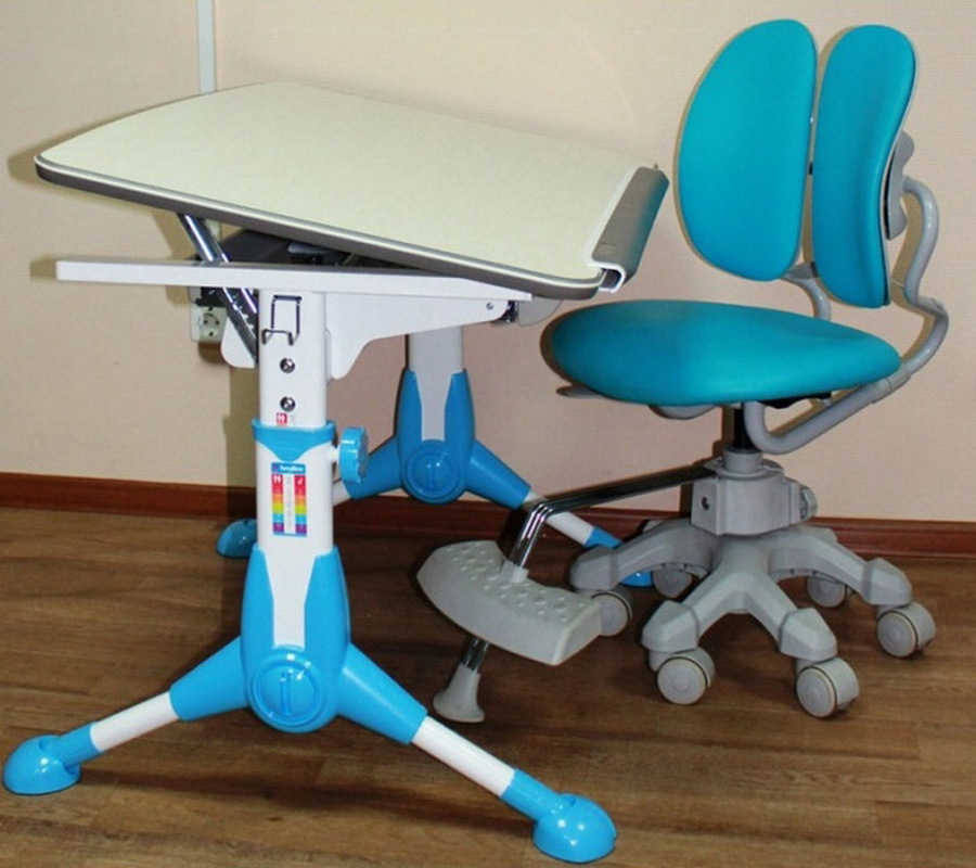 Çocukların bilgisayar sandalye tasarımı fotoğraf