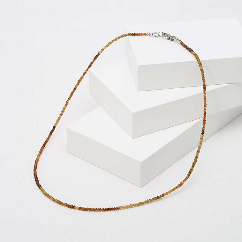 Perlen Turmalinbraun (Dravit) Schliff 50 cm (chir. Stahl)