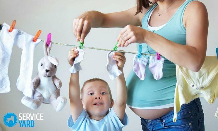 Como branquear as coisas brancas do bebê em casa?