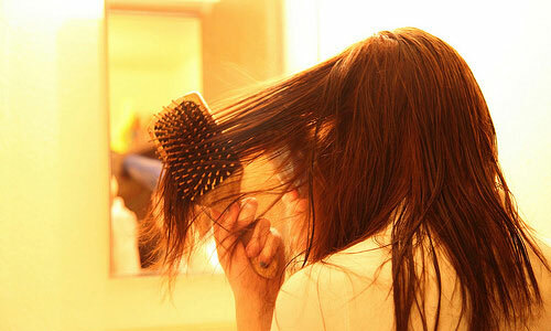 Como escolher um pente e uma escova de cabelo: dicas e truques