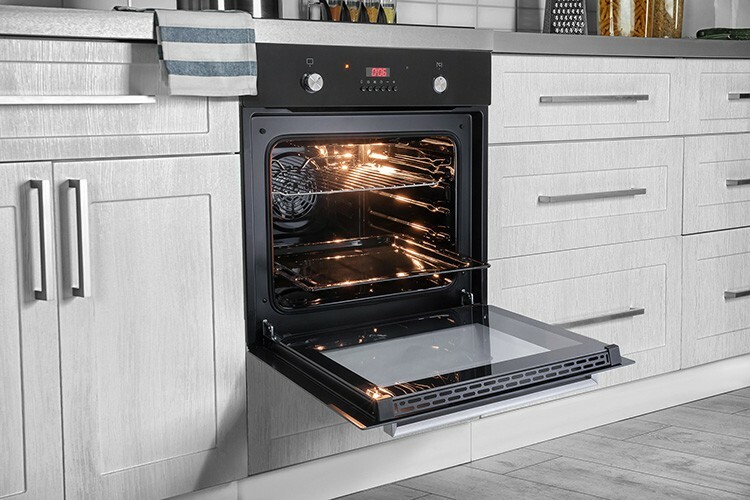 Het kopen van een goede oven is een belangrijk vraagstuk dat een vakkundige aanpak vraagt.