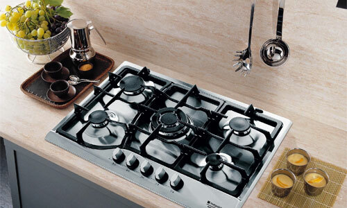 Which one to choose a hob depending on the manufacturer and not to be mistaken