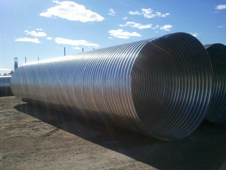 Tubi simili sono utilizzati nell'industria pesante, principalmente per la posa di cavi elettrici o reti fognarie.