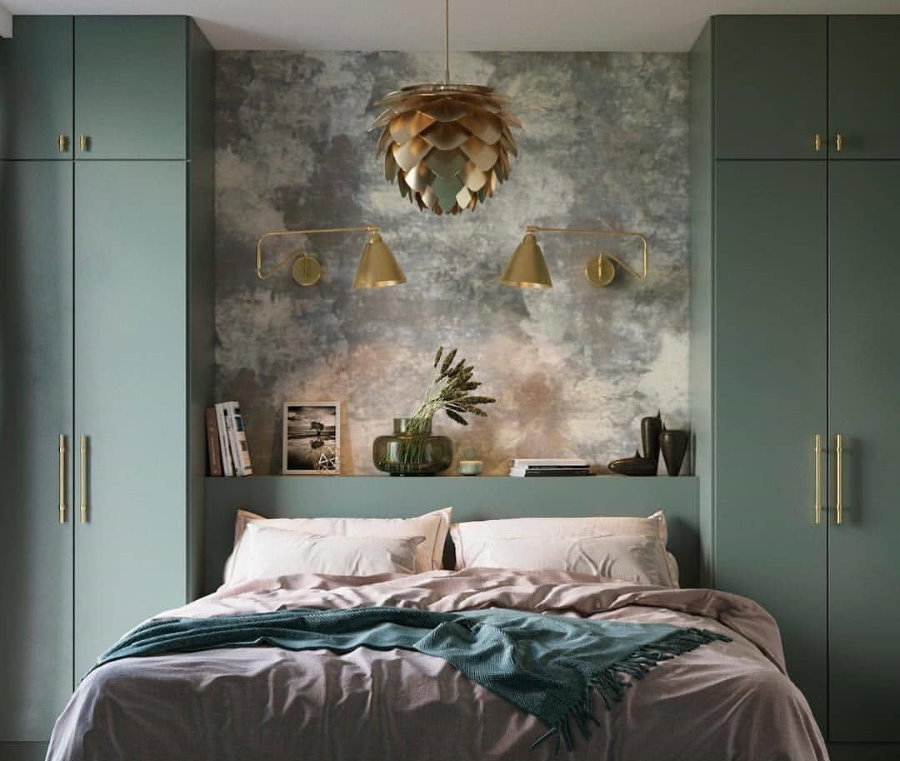 Dekorácia steny nad čelom postele