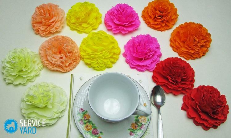 How to make flowers from corrugated paper?
