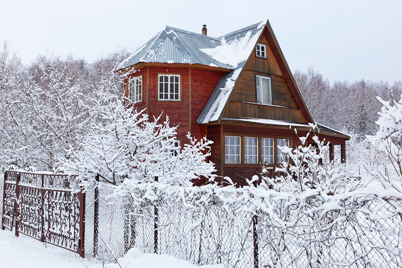 Letni domek zimą - sześć zadań, których nie można odłożyć, koniecznie trzeba wykonać