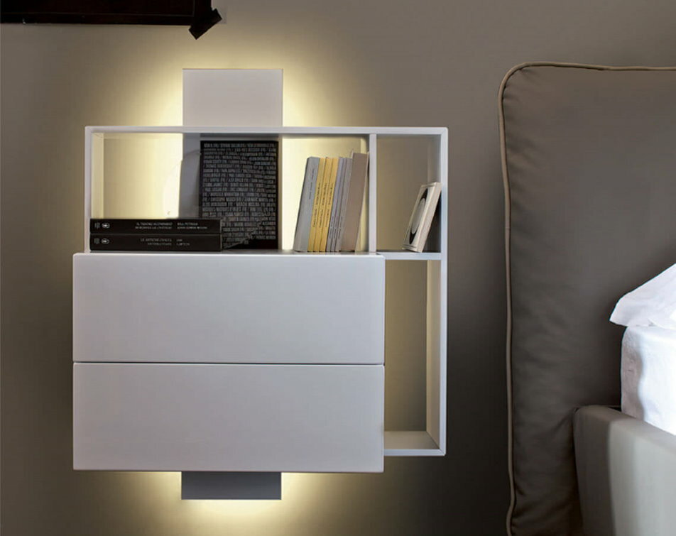Hanging cabinet with integrated lighting