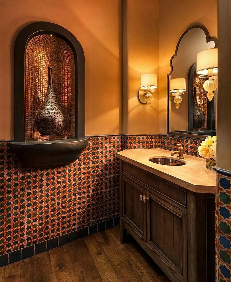 Decoração do banheiro em estilo marroquino