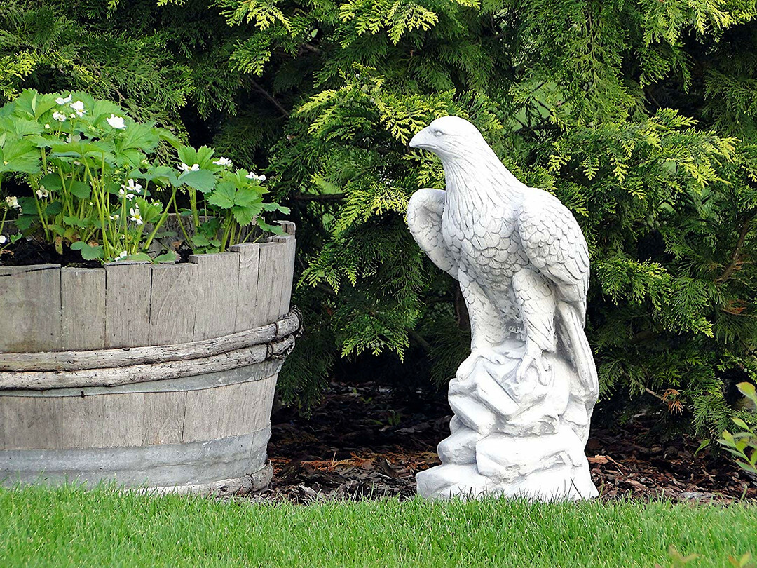 sculture di uccelli da giardino