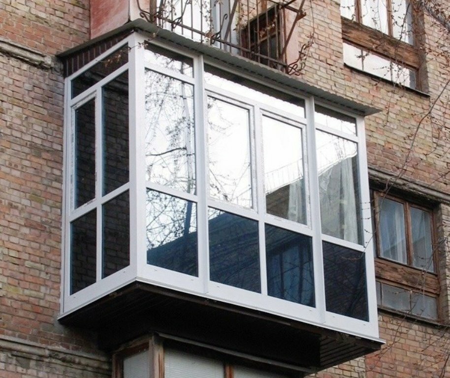 Razširitev balkona z odstranitvijo obloge