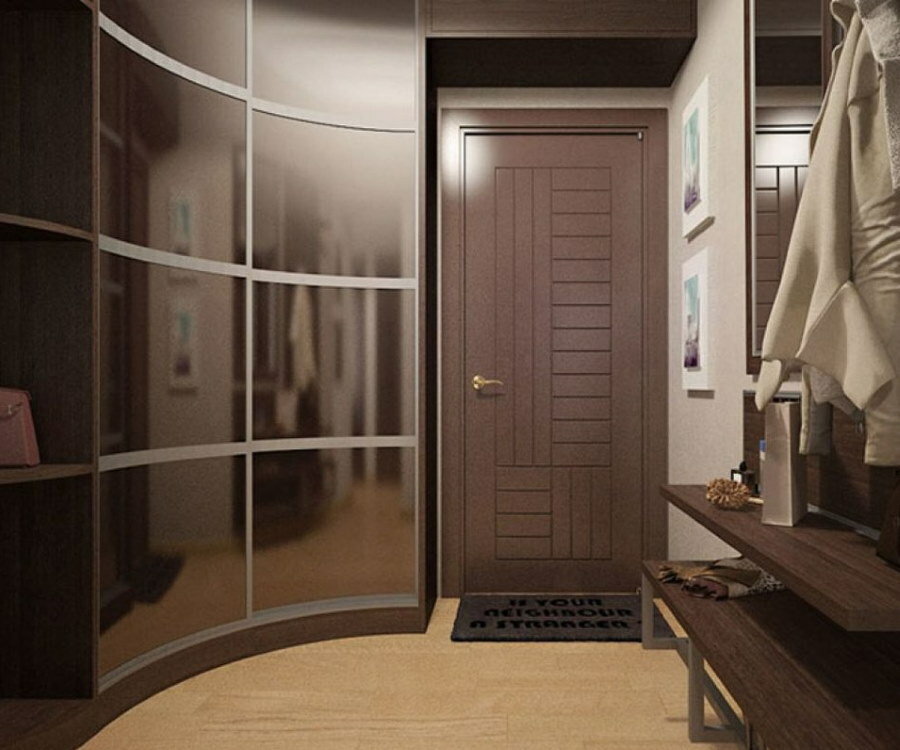 Petit couloir avec armoire rayon